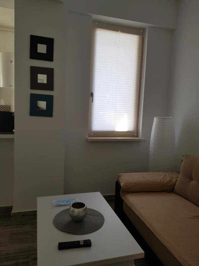 Moni Apartment ナボダリ エクステリア 写真