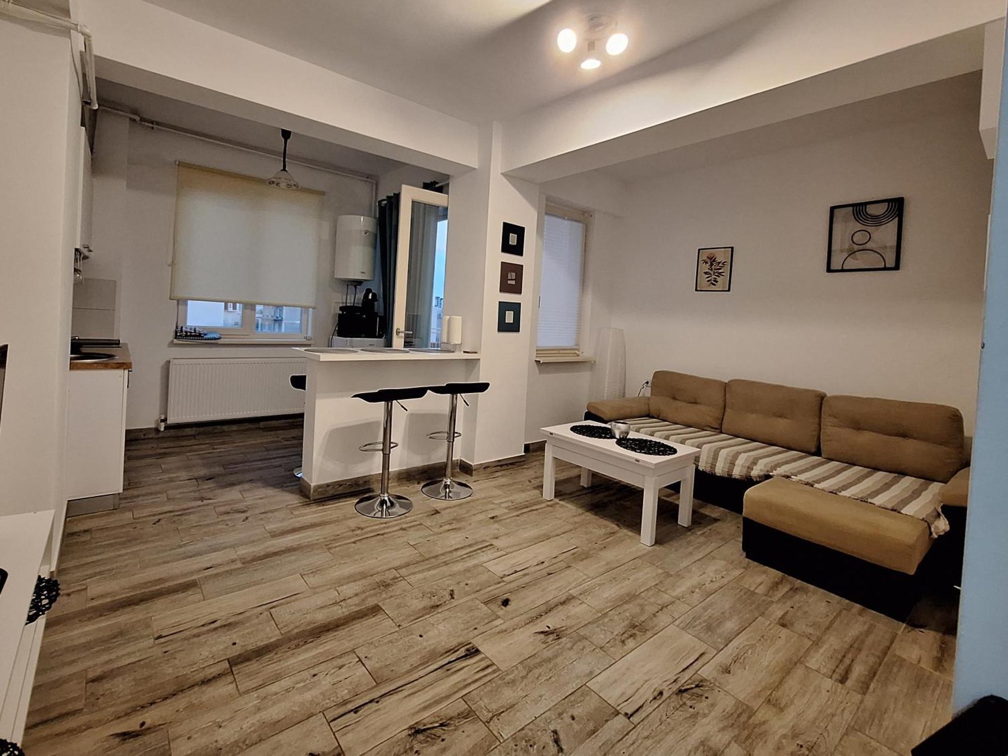 Moni Apartment ナボダリ 部屋 写真